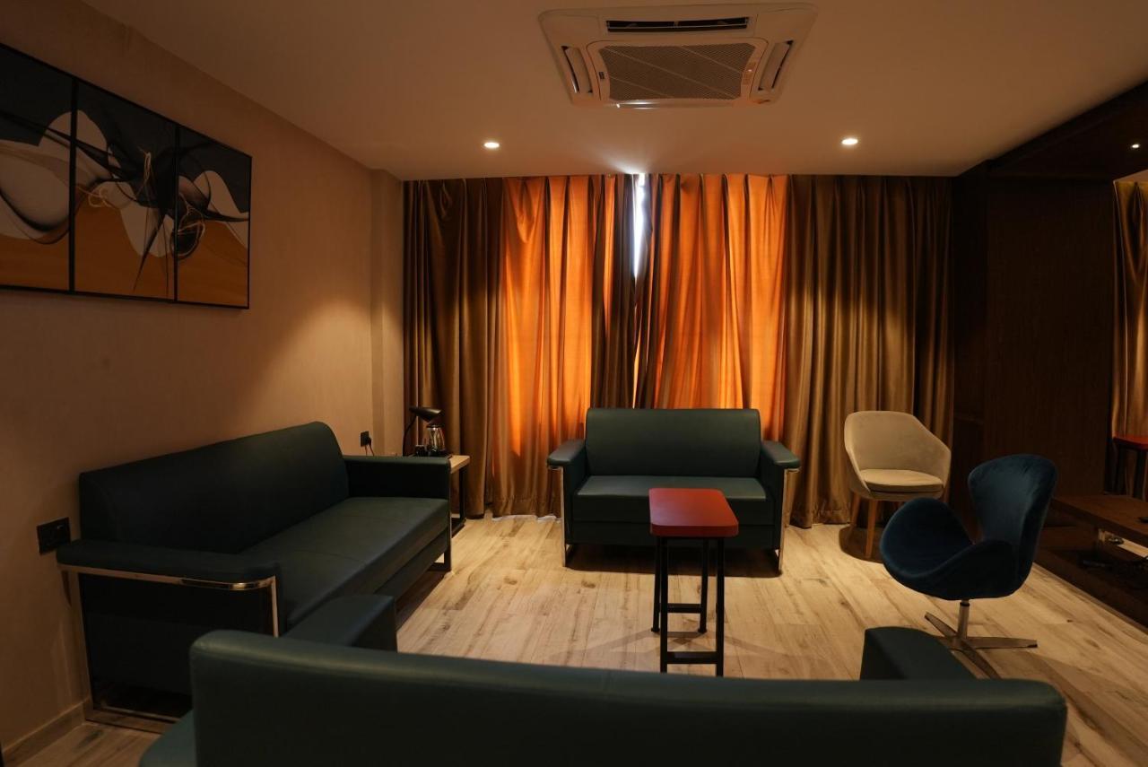 Hotel Ocean Vista Bay Visakhapatnam Exteriör bild