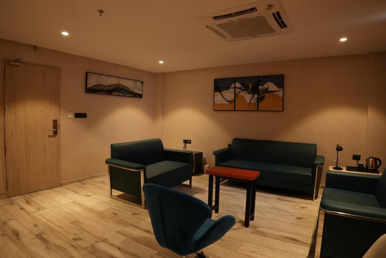 Hotel Ocean Vista Bay Visakhapatnam Exteriör bild