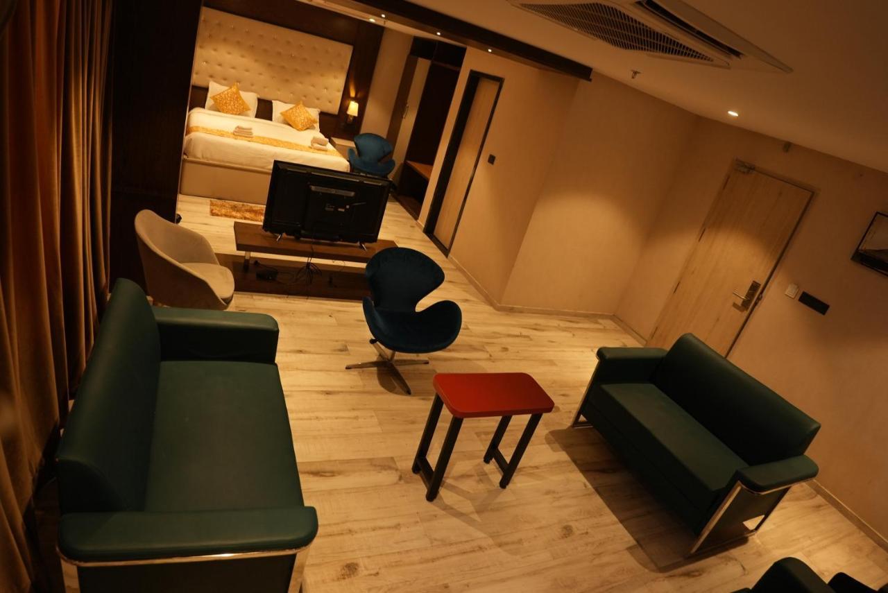 Hotel Ocean Vista Bay Visakhapatnam Exteriör bild