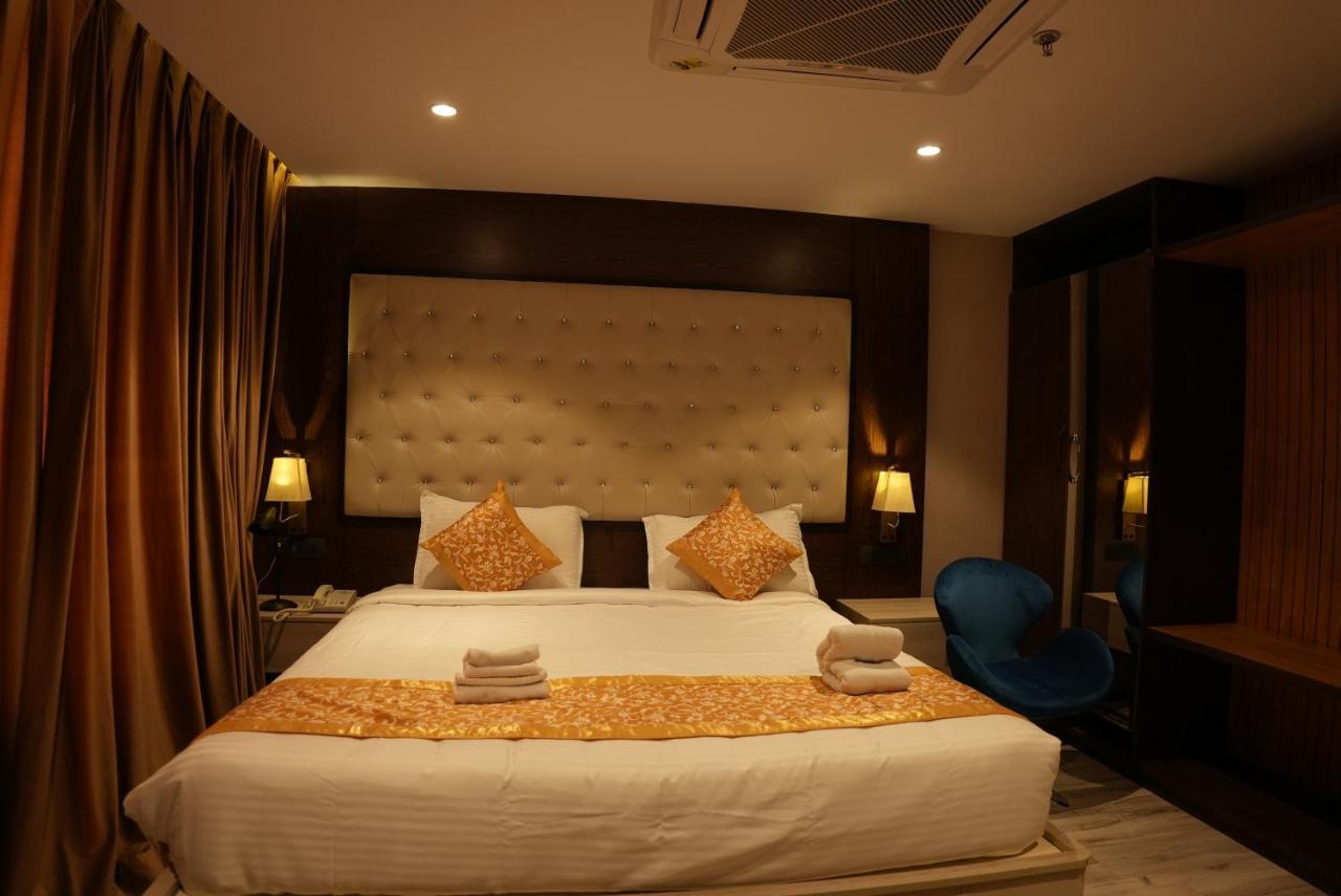 Hotel Ocean Vista Bay Visakhapatnam Exteriör bild