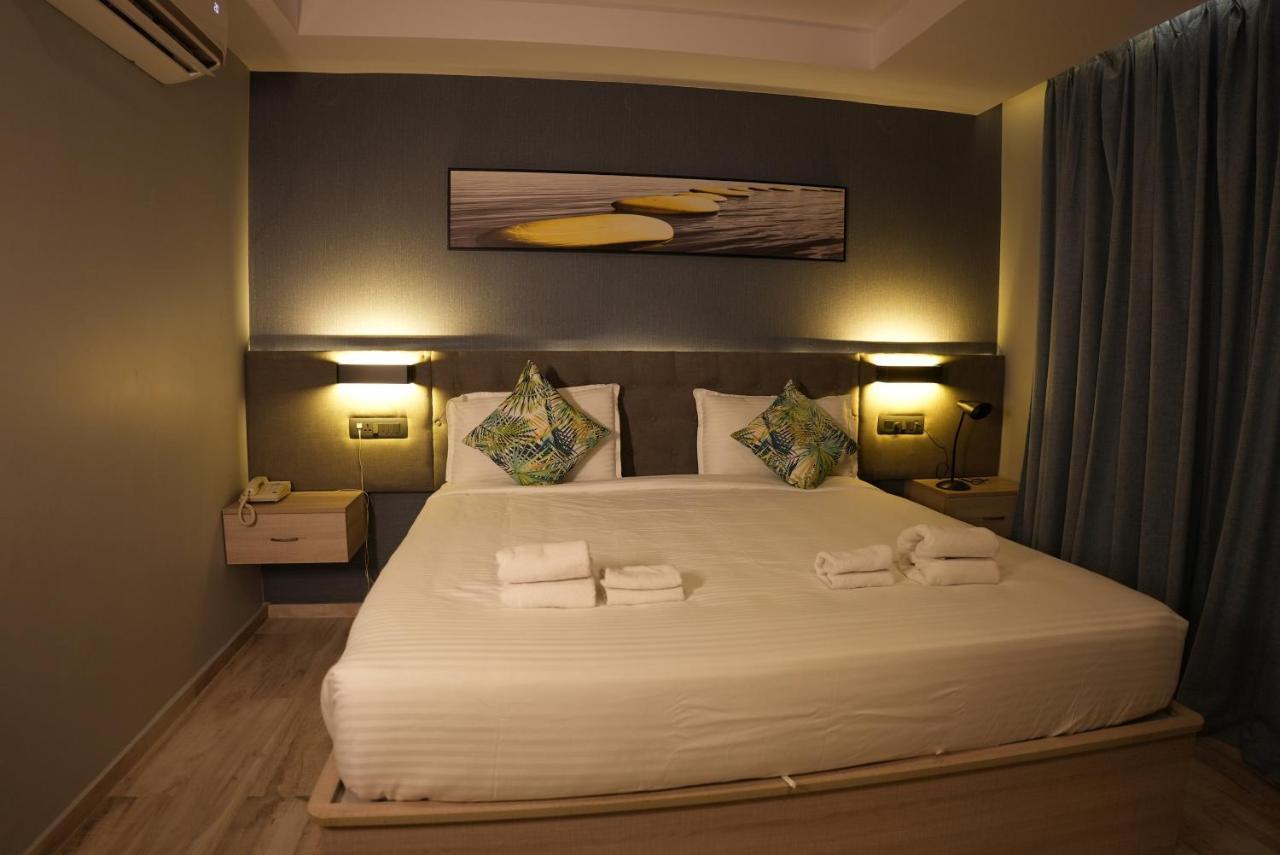 Hotel Ocean Vista Bay Visakhapatnam Exteriör bild